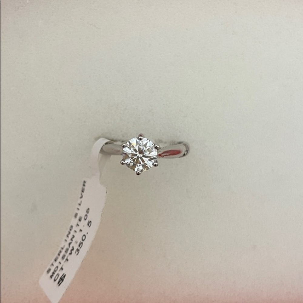 Sterling Silver Stamped S925 Moissanite CTTW: 1. 05 Women’s Ring